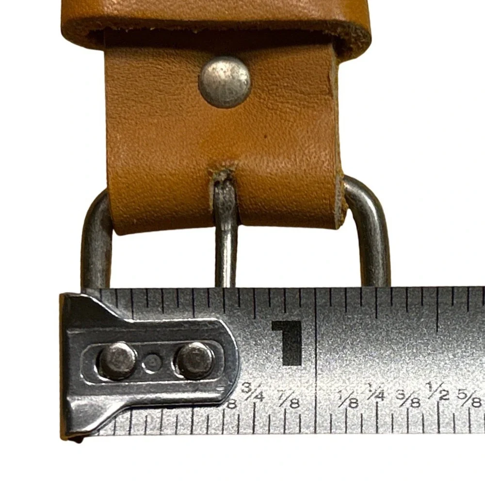 Minimalist Light Tan‎ Silver Roller Buckle Leather Belt Size 8 (27-30)